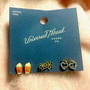 3 sets of earrings!
